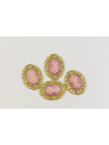 Medál Sissy 3×4cm rózsaszín