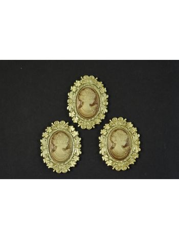 Medál Sissy 3×4cm bronz