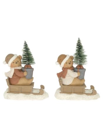 Maci fenyővel- szánkón ülő- LED-es poly 11-5x6-5x14 cm barna- krém 2 féle